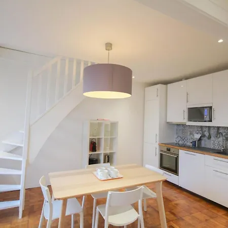 Wazemmes- Avec Balcon Et Vue דירה